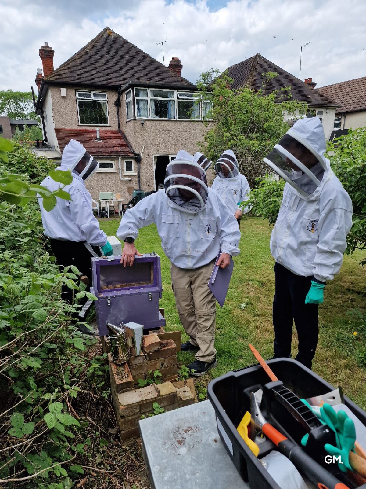 Kairos beekeepers in action