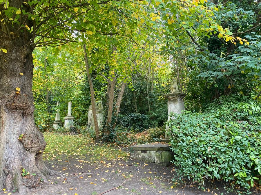 wNunhead Cemetery